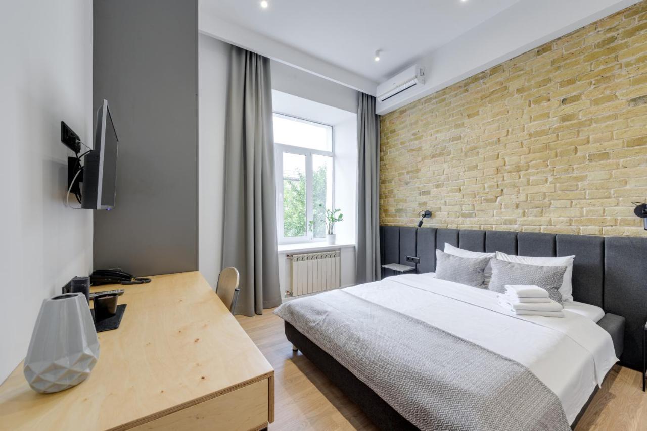Centrooms Kropivnizkogo Mini-Hotel Kyiv Exterior photo